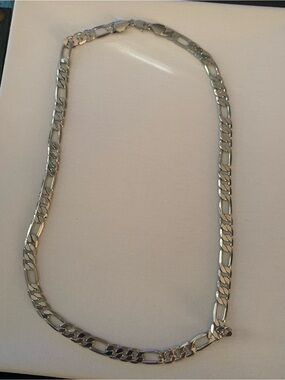 Silver-tone Figaro Chain Necklace